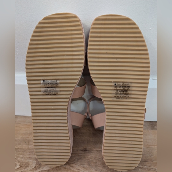 Gloria Vanderbilt Chadwick Baby Pink Faux Leather Sandals Size 8 - Picture 6 of 9